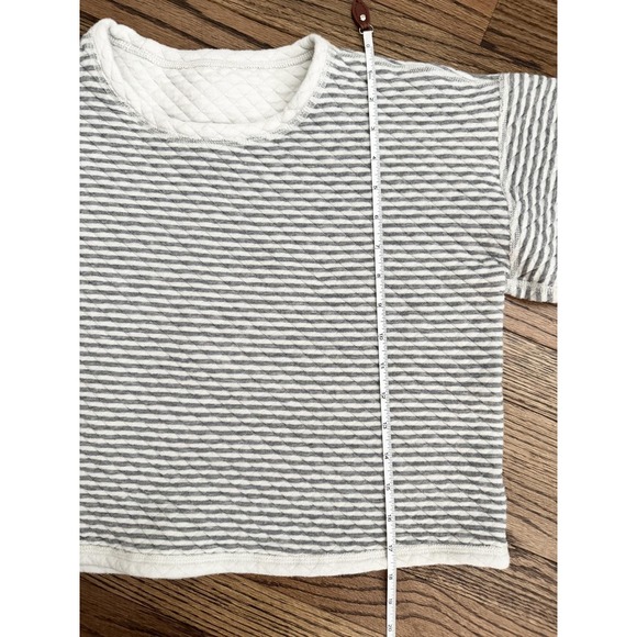 J.Crew Quilted Striped Cropped Sweater Women's Long Sleeve Casual Comfort - Picture 6 of 7